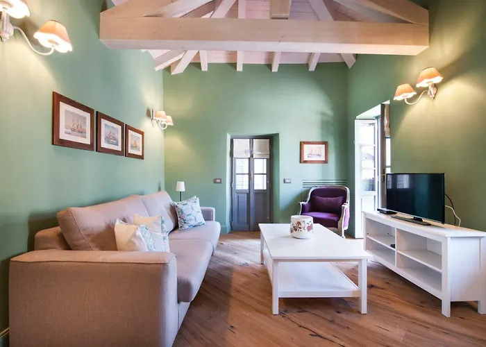 Apartment Isola Bella - Via 9 *